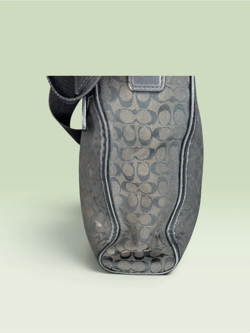 Coach Signature Jacquard Flight Bag F70698